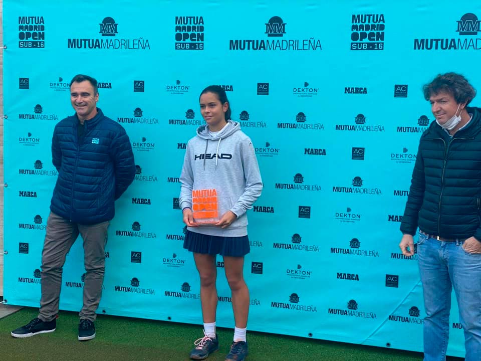 Nuestra alumna campeona María García clasificada para la final. Escuela de Alto Rendimiento de Tenis