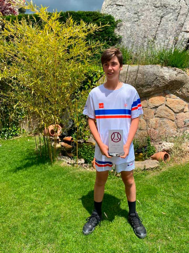 Iván Menéndez y Gabriela Gómez clasificados para el Campeonato de España. Escuela de Alto Rendimiento de Tenis Iván Menéndez y Gabriela Gómez clasificados para el Campeonato de España. Escuela de Alto Rendimiento de Tenis