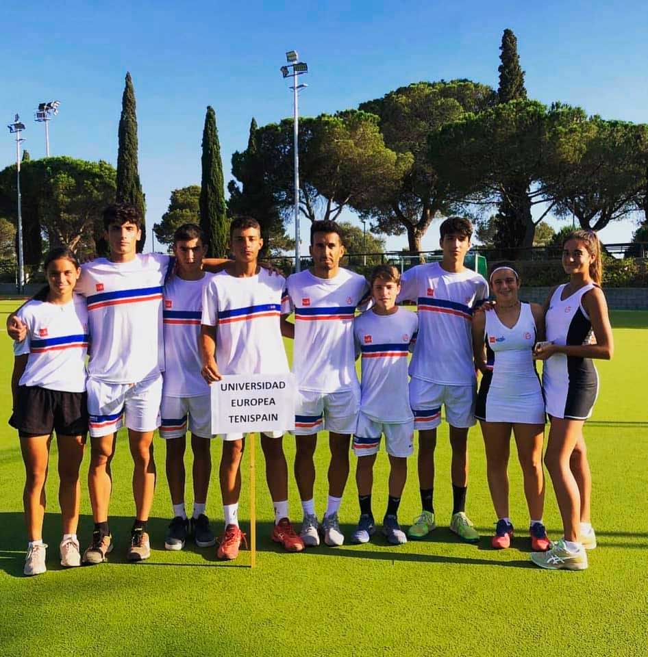 Subcampeonas en el Campeonato de España Cadete por Equipos. Escuela de Alto Rendimiento de Tenis Subcampeonas en el Campeonato de España Cadete por Equipos. Escuela de Alto Rendimiento de Tenis