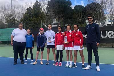 El equipo alevín femenino campeón de Madrid en 1 división