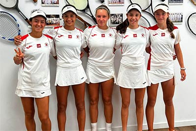 El equipo infantil femenino de la EU, campeón de España